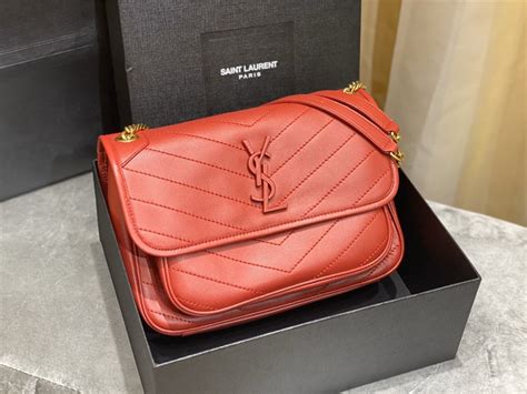 ماركة ysl شنط